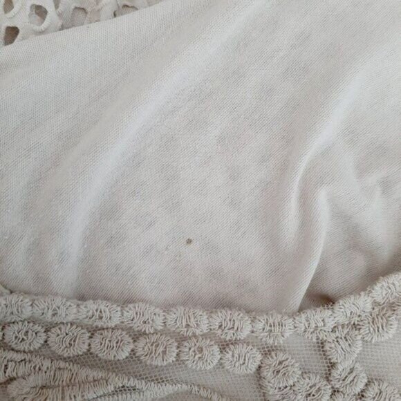 Made in Italy Tunic Top Lace & Rufffle Cream Sz 2 Flawed - Picture 12 of 15